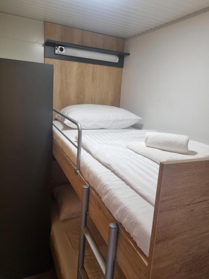 Hipo Camp Mobil Home Arta باكوشتاني المظهر الخارجي الصورة